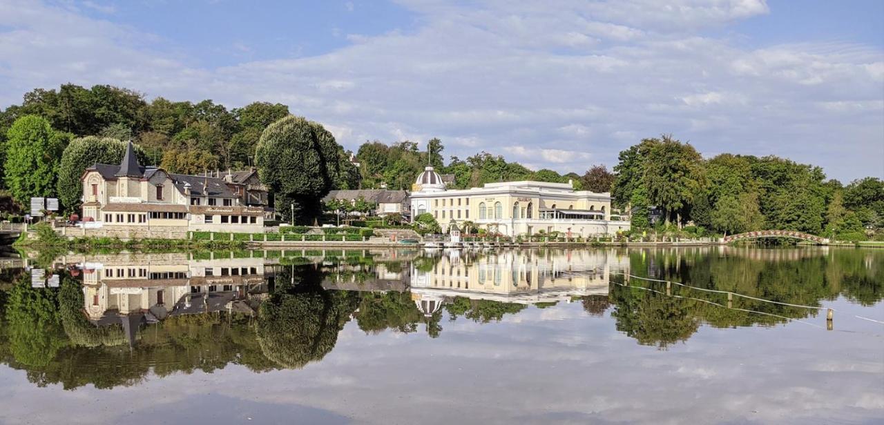 Studio Avec Superbe Vue 5Min A Pied Des Thermes Bagnoles de l'Orne Normandie Kültér fotó