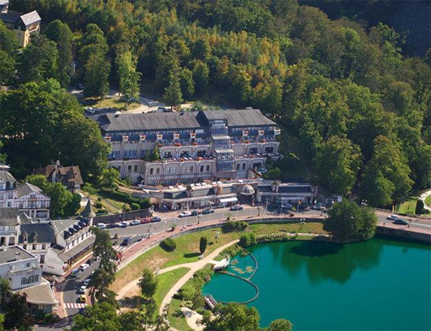 Studio Avec Superbe Vue 5Min A Pied Des Thermes Bagnoles de l'Orne Normandie Kültér fotó